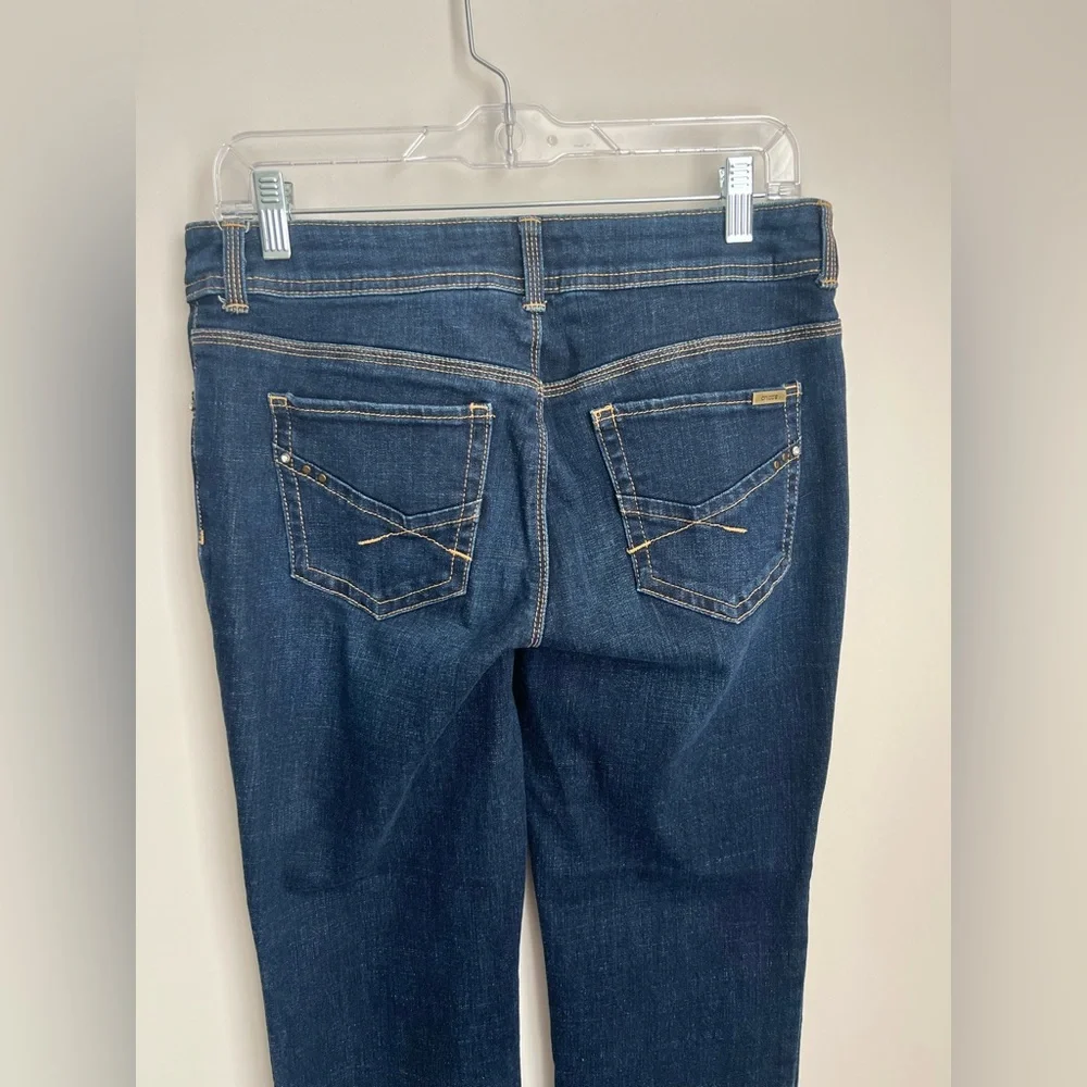 Chicos So Slimming Dark Wash Jeans .5 - Picture 3 of 7